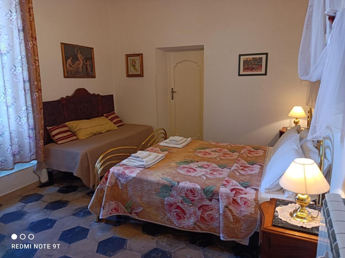 Bed and Breakfast Angelina Antica Dimora Terracina Exterior foto
