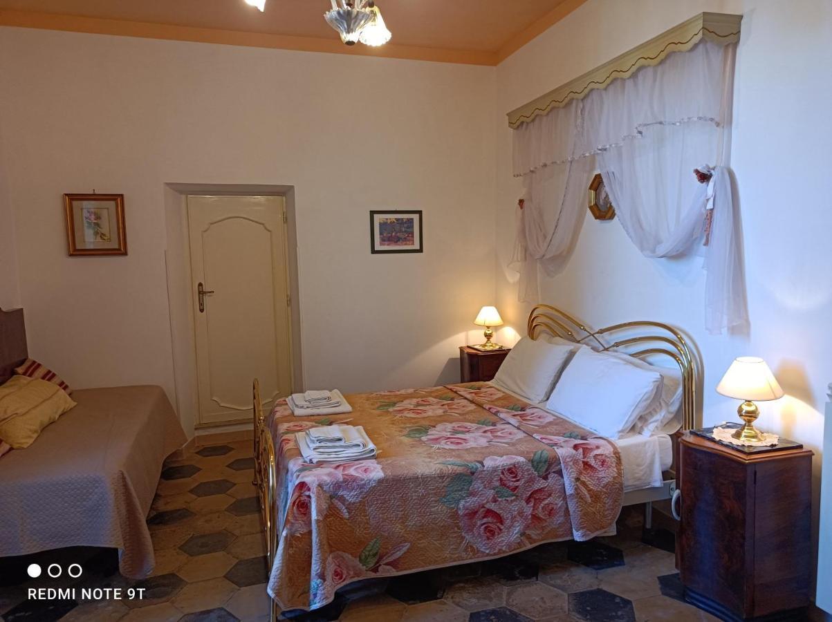 Bed and Breakfast Angelina Antica Dimora Terracina Exterior foto